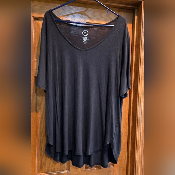 Maurices Tops - Maurices, Women's size 2X, Top, Short Sleeve, Perfect Shape, Black, 95% Rayon
